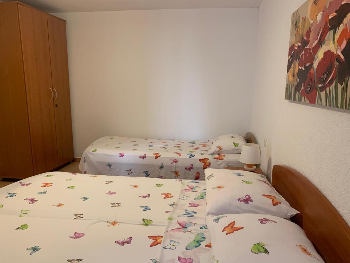 Centar1 Apartment Baska Voda Bagian luar foto